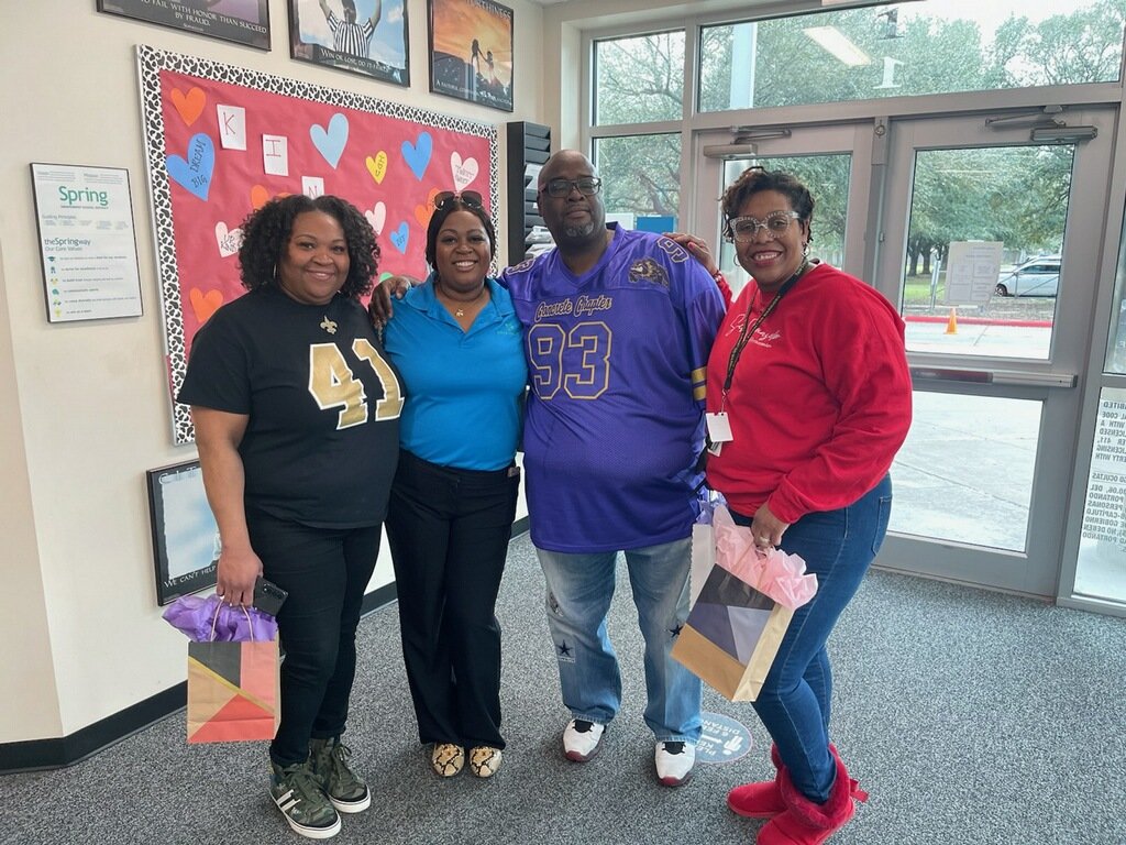 SchoolEngage_CB's tweet photo. Loved connecting with @TwinCreeksMS1 for #NSCW23 @SpringISD #ChosenBehavioral https://t.co/vViYMrm1al