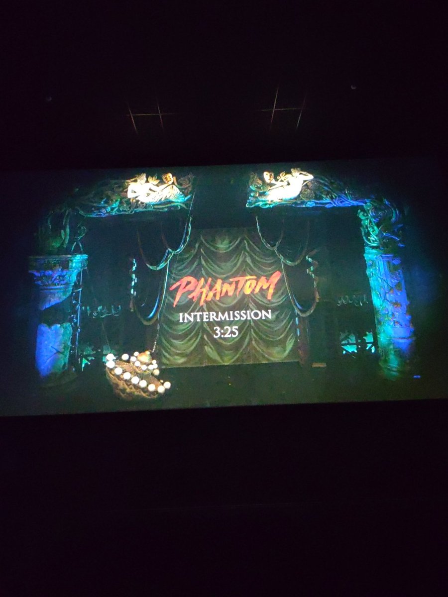 marciaksanz13's tweet photo. Previas al Super Show en Lima 😍💙🇵🇪 #PhantomElMusical @GaemGyu #SS9inPeru Hermoso trabajo de nuestro bello KyuHyun 💙😊 https://t.co/y7o7RqjCk8