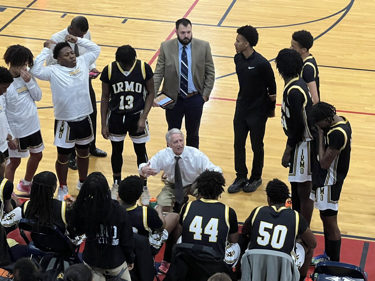 raycanadyALA's tweet photo. @TBWhipple and @irmobasketball with another region title. #1 seed for the AAAA lower state playoffs next week. @LouatTheState @lexchronsports2 @CDearing82 @IrmoYJClub @IrmoHigh https://t.co/ZfRi742btO