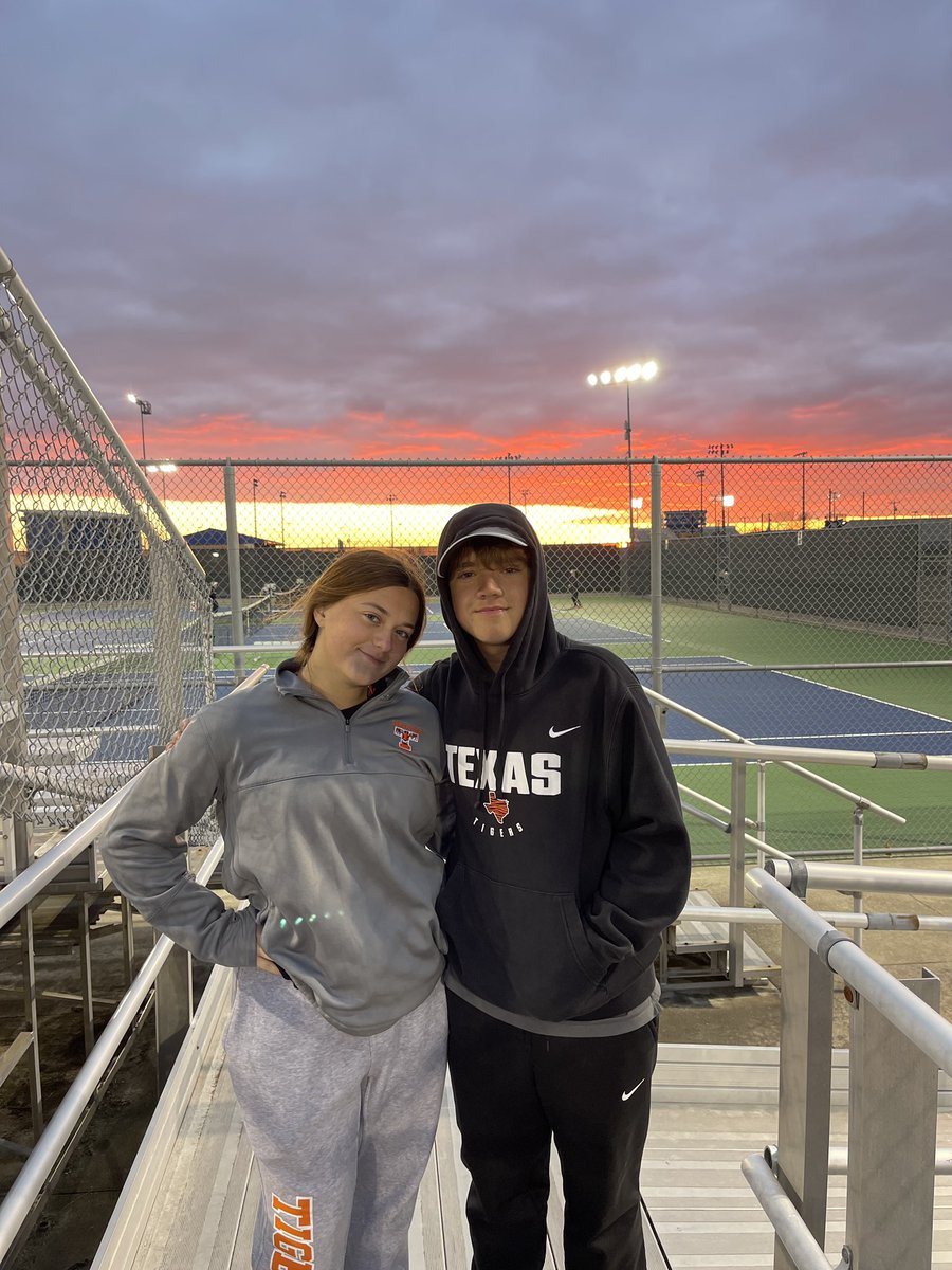 thstennis1's tweet photo. Great day for the Tigers at the Mertz Invitational on Friday in Corsicana. They fought through some extremely tough conditions. So proud of the effort today! https://t.co/3vxfVDOUK5