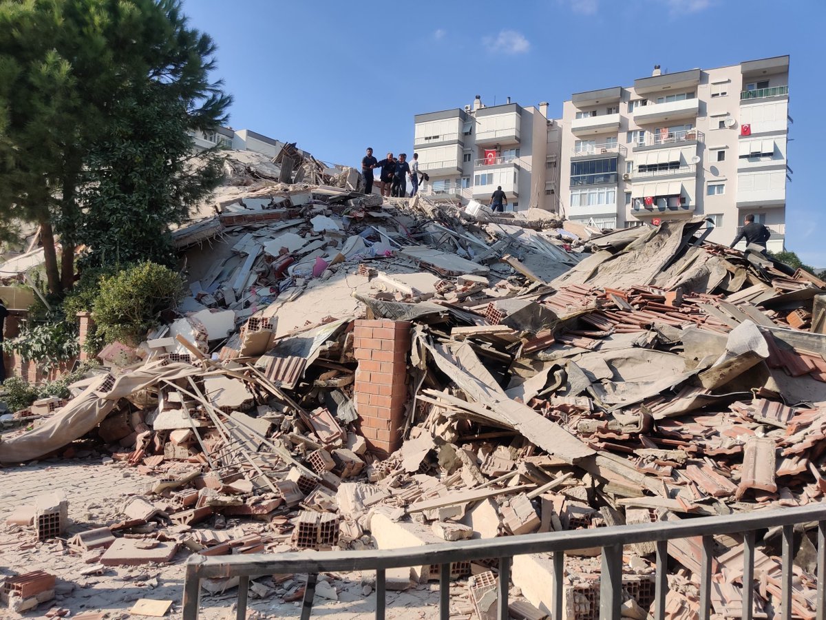 SkyAlertMx's tweet photo. Actualización terremoto #TurquíaSiria

A 5 día del terremoto los decesos ya suman 23,766.
🇹🇷20,213 en Turquía.
🇸🇾3,553 en Siria. https://t.co/4uaFv9wbXI