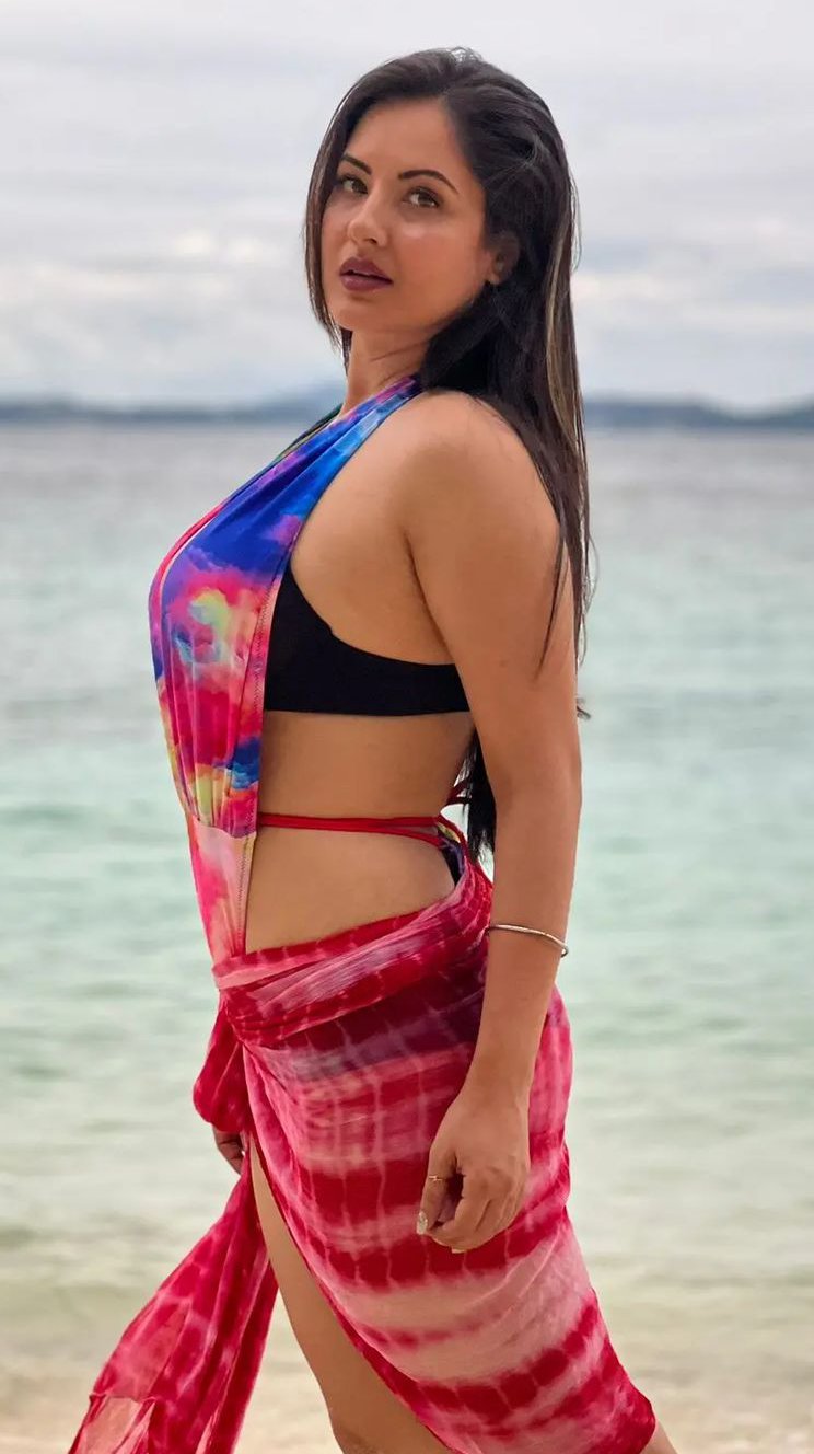 Puja banerjee bikini 2025