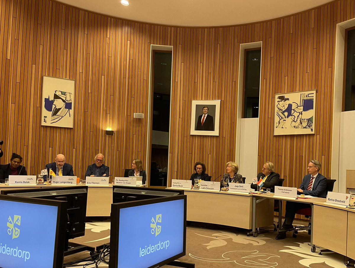 Wie wil de nieuwe burgemeester van Leiderdorp worden?? Nog een echt dorp waar je snel wordt opgenomen in de gemeenschap, en dat vlak naast Leiden en de polders. <a href="/gem_leiderdorp/">Gemeente Leiderdorp</a> <a href="/PvdA/">Partij van de Arbeid</a>