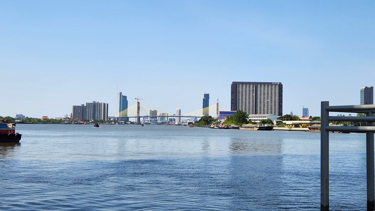 misterkwai's tweet image. Cycling - Khlong Chaeng Ron / Bang Mot. (50 km)  My new chainring arrived yesterday, upgrading from 28T to 34T. So I went to a bike shop south of Khlong Bang Mot. More oomph with this new chainring from Pass Quest. :)

Thanks for your advice @20Eur20! 

#Cycling #Chainring #Trek