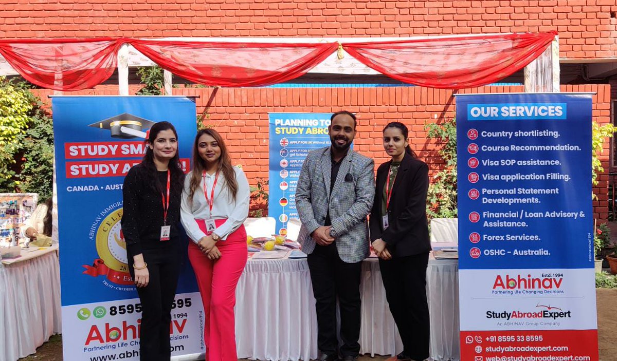 SAbroadExpert's tweet photo. Congratulation to our Study Abroad Expert team for a spectacular event at Gargi College!

For more information call us at +91-8595338595.

#studyabroadevent #studyabroad #overseaseducation #delhiuniversity #gargicollege #overseaseducationevent #studyabroadprograms https://t.co/gTUrkXcoN1