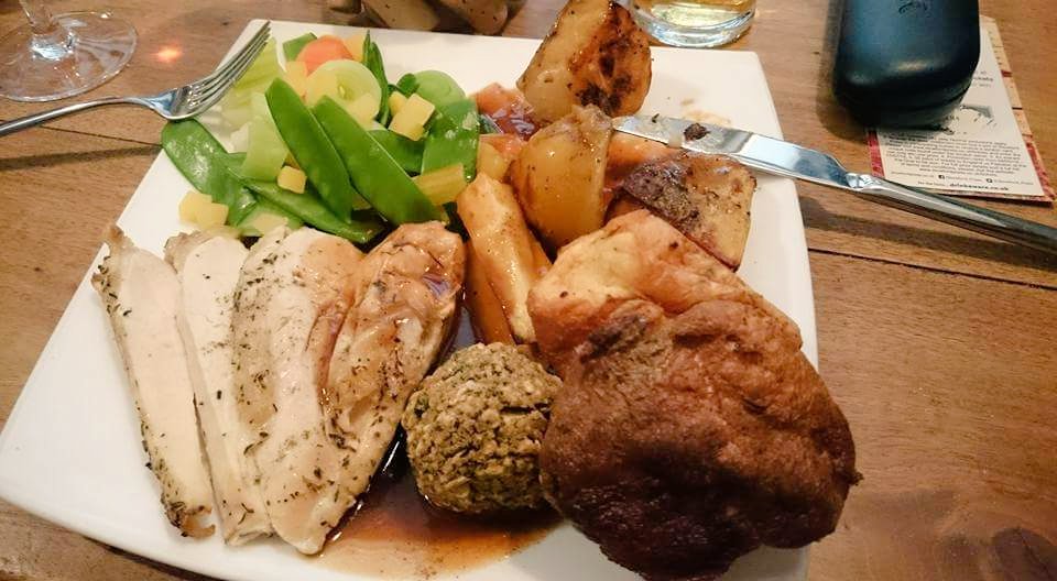 Can't make Valentine's Day?  Then treat the one you love to our award winning #Sunday #lunch our @Tripadvisor reviews complement our award & and you are guaranteed a warm welcome! @diningdevon @GreatDevonDays @SouthWestUK #supportlocal #Pub @visitsouthdevon #HalfTerm in #Devon