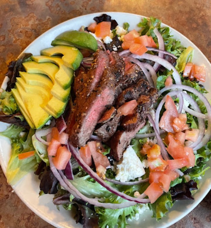 ChefAussie2022's tweet image. It&apos;s that time of the year... Here&apos;s my version of a delicious steak salad