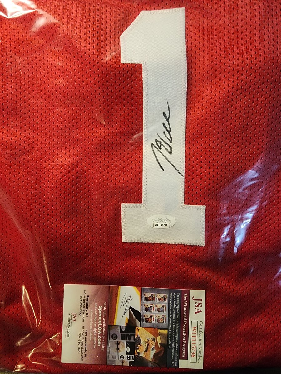 #SmokeBreaks / Mitch Mazur tweet media