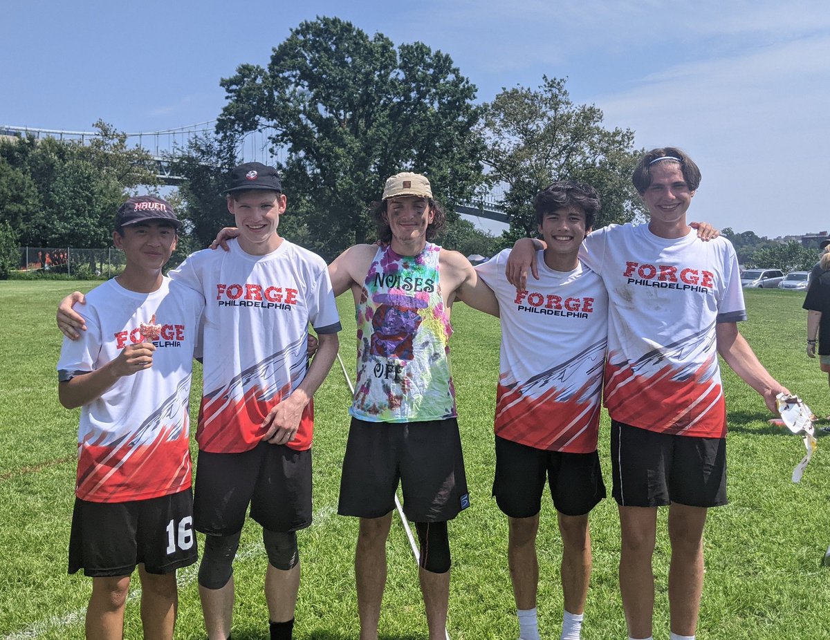 DeeIsFromQueens's tweet photo. Gavin, Adam, and Casey - playing with and against each other since 2015. Teammates at YCCs beginning in 2016 when they were 6/7th graders. Now at @UMassUltimateM @GTTribe @team_chill
Lots of great players in these photos!
@PADAorg #phillyultimate https://t.co/iWtbYZ0Eo1