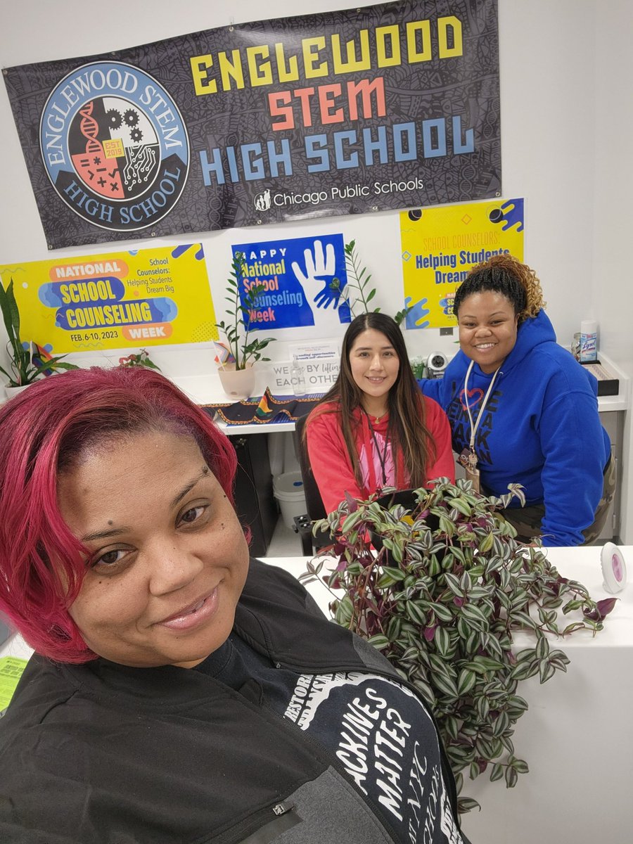 What do the School Counselors at Englewood STEM do on the last day of National School Counselors Week???? The same thing they do EVERY day... WORK LATE!!!! Dreaming Big so their students can Dream BIGGER 💖💖 #NSCW23 #TheBestAreWithCPS #WeAreOSCPA