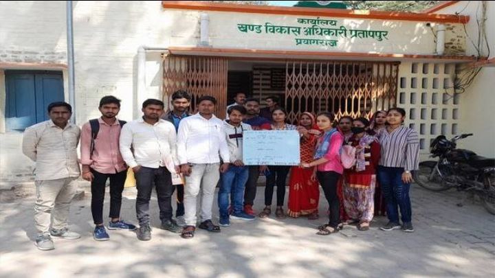 gautam_lavakush's tweet photo. ग्राम सचिवालय में इंटरनेट की भी व्यवस्था भी नहीं हैं, आखिरकार कब तक पंचायत सहायक ही अपने जेब से इंटरनेट का खर्च उठायेगा।
#पंचायत_सहायक_का_मानदेय_बढ़ाओ
@mopr_goi @anujias09 @myogiadityanath @yadavakhilesh 
@uppanchayatiraj https://t.co/xb2yoorWJw