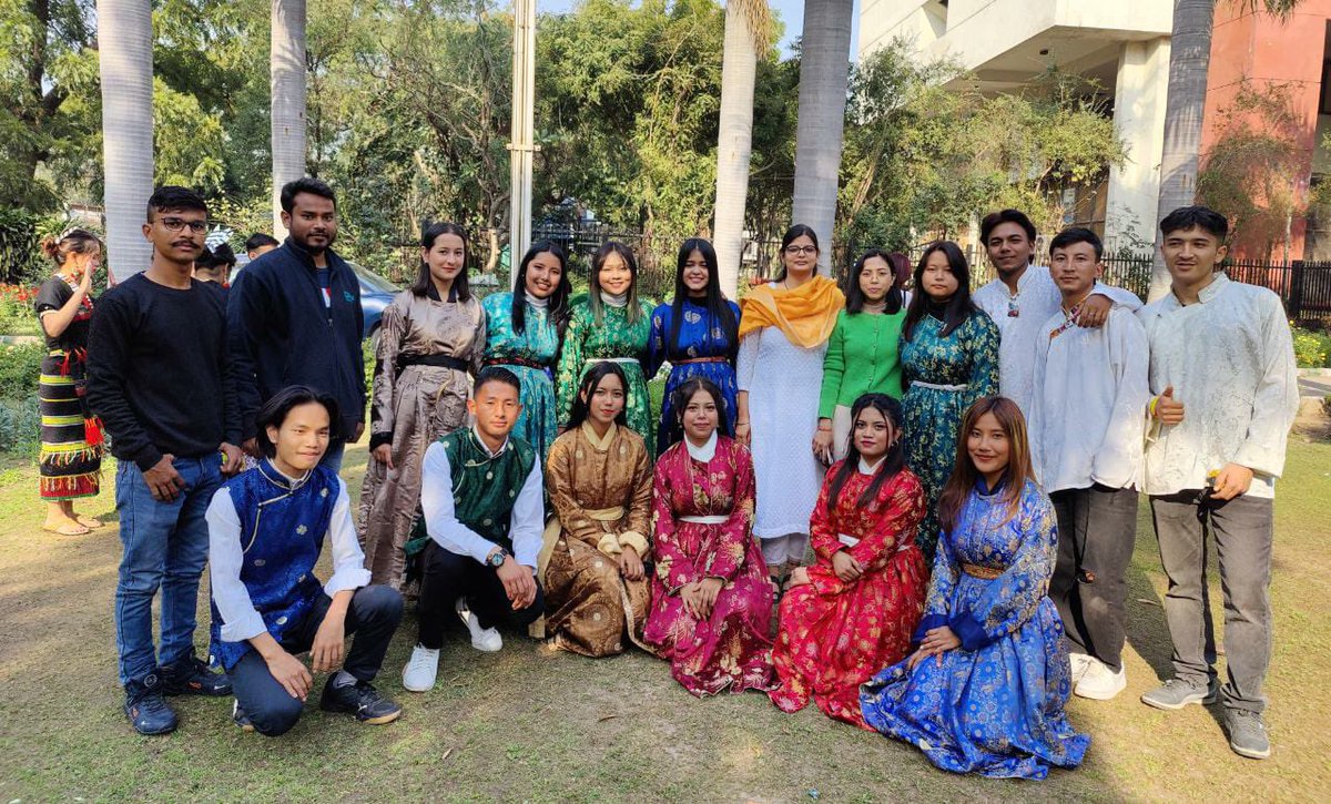MyHomeIndia's tweet photo. Team MHI attended North-East Student Society DU cultural event &amp; interacted with Northeastern students in Shankar Lal Auditorium, DU.
It was a delight to screen MHI’s documentary before the Jt. Commissioner of Delhi @HibuTamang Ji &amp; @ABVPDelhi Pres. @abhishektandonD &amp; students. https://t.co/kA3BbeRRb5