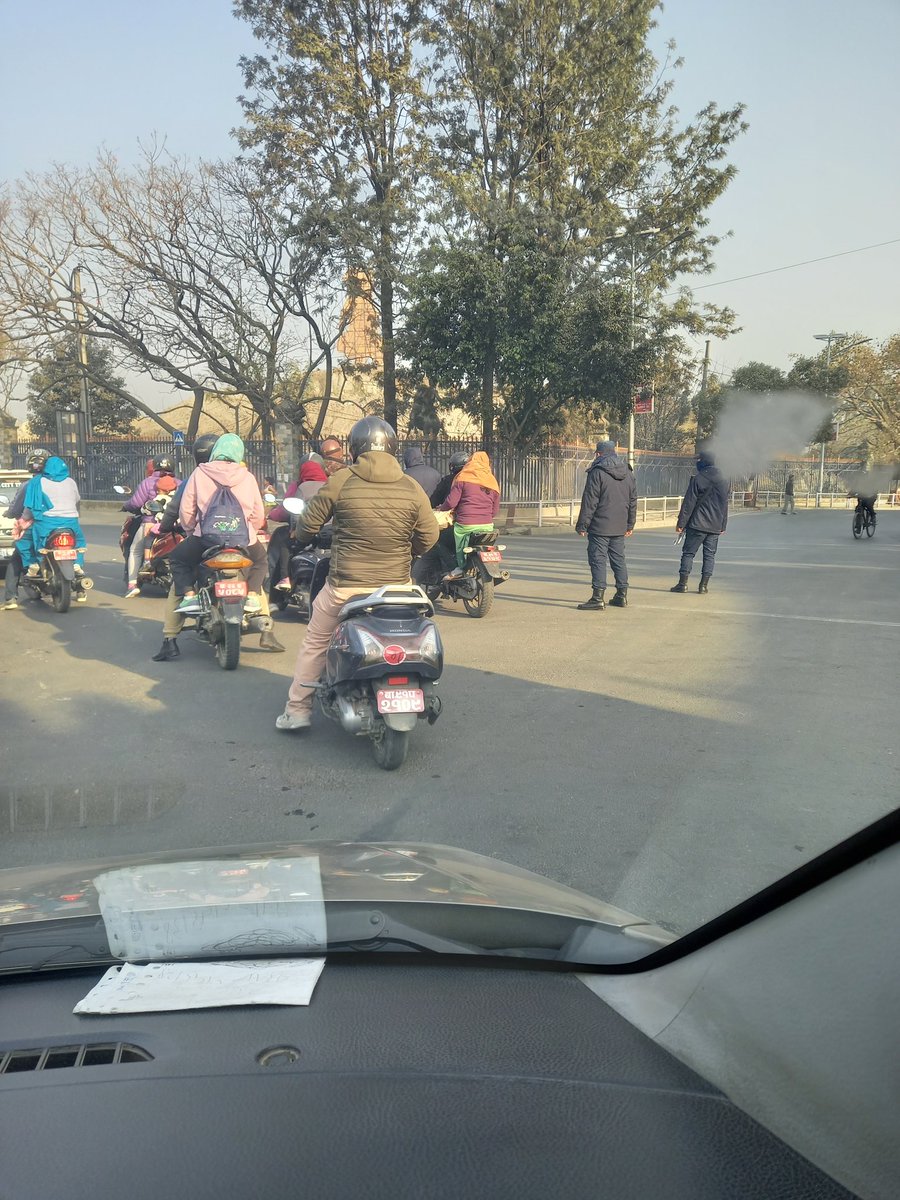 Deeplamichhane3's tweet photo. Permit to organize marathon in the center of city should be banned. There is early morning disturbance in ktm for marathon.
Pls try to maintain easy travel in roads, a symbol of properly maintained city.
@valleytraffic @Ktmmetropolitan https://t.co/XrjEm8mSNL