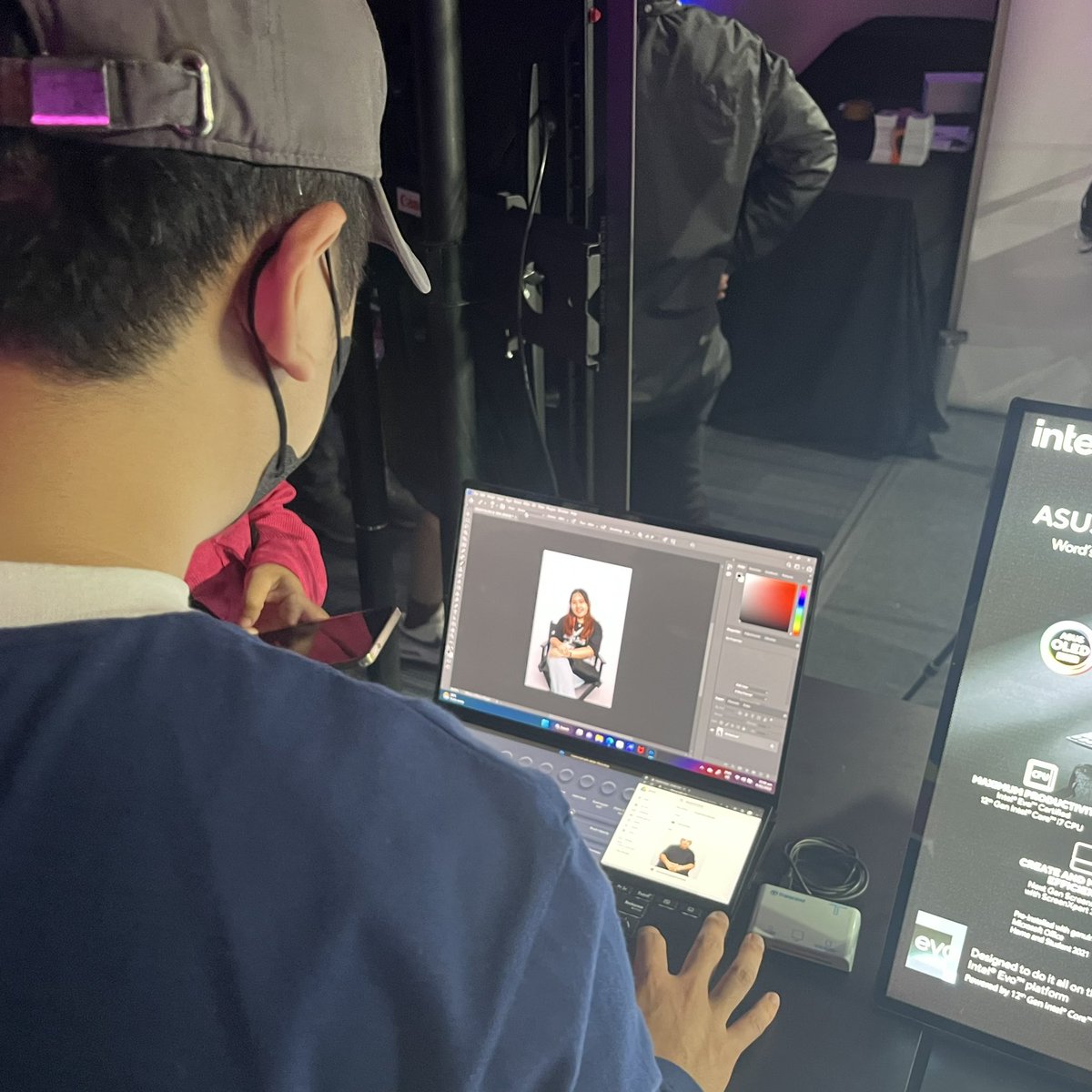 ASUSph's tweet image. Ready to #CreatewithASUS? We&apos;re here at the Graphika Manila event! 

Are you here? Share your favorite ASUS activity at the event by using the hashtag: #ASUSOLEDatGraphikaManila2023