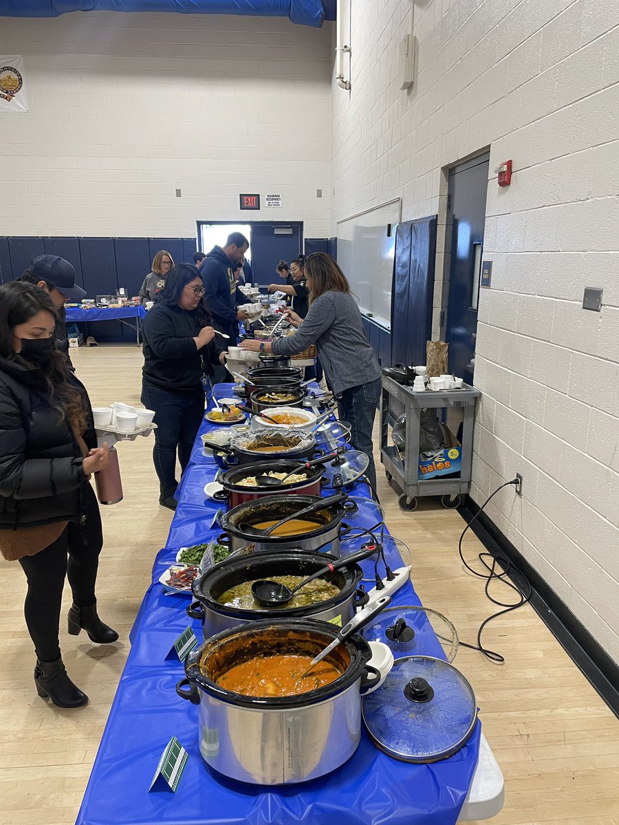 meandermath's tweet image. Sunnyside SOUPer Bowl 2023!  Any staffulty member could enter to win and all could come out to sample and vote! Another Wildcat family tradition! Congratulations to Social Science teacher/avid coordinator, chef &amp;amp; SOUPer bowl champ, Jose Garza 💛💙 #onlyatsunnyside