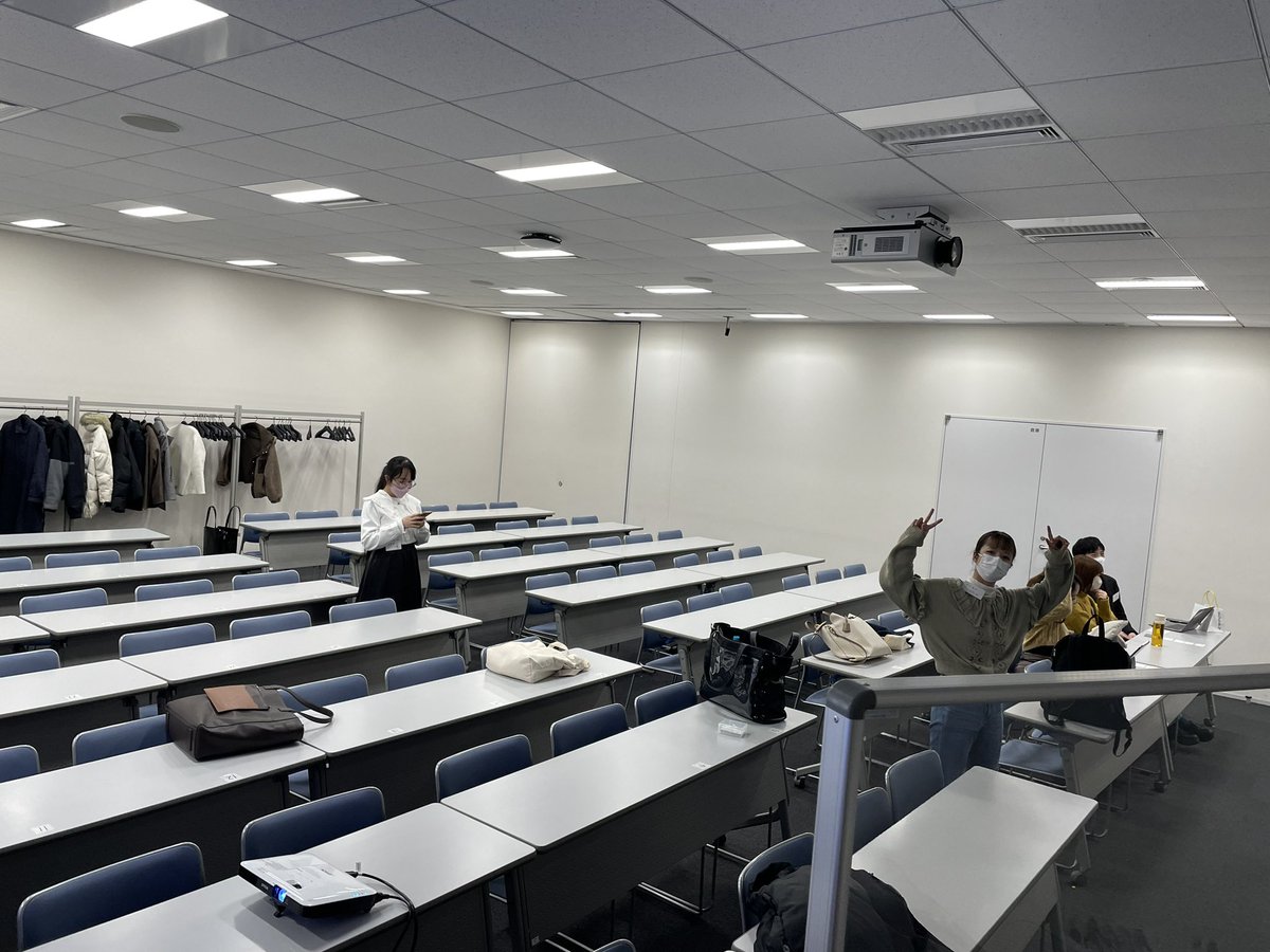 omu_business_'s tweet image. #ASEC2023
大阪公立大学起業部キックオフイベント準備中です！
✌️は部長✌️