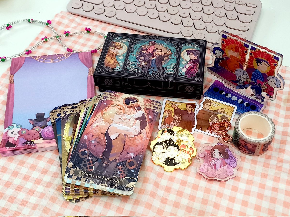Just got my copy of <a href="/aatarot/">The Great Meiji Tarot 🌸 Complete, thank you!</a> in the mail ystd! Everything is so beautiful aaa and the gold rim cards are super pretty! Thanks so much for having me!! 🥺💖💖💖