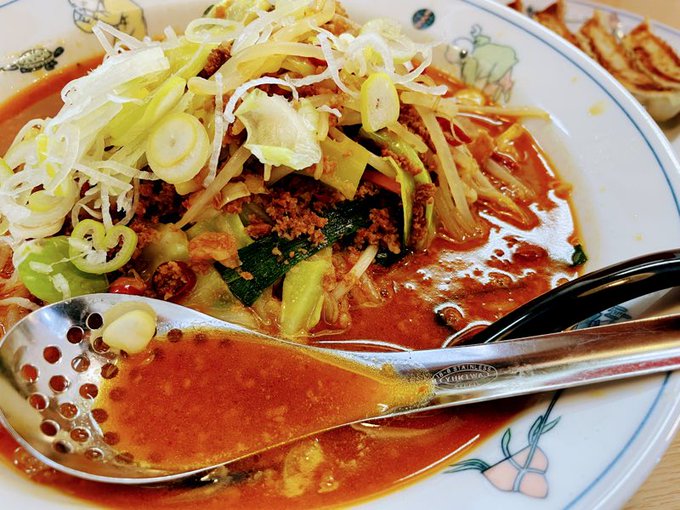 毎週台湾ラーメン食べてる。温野菜トッピング 