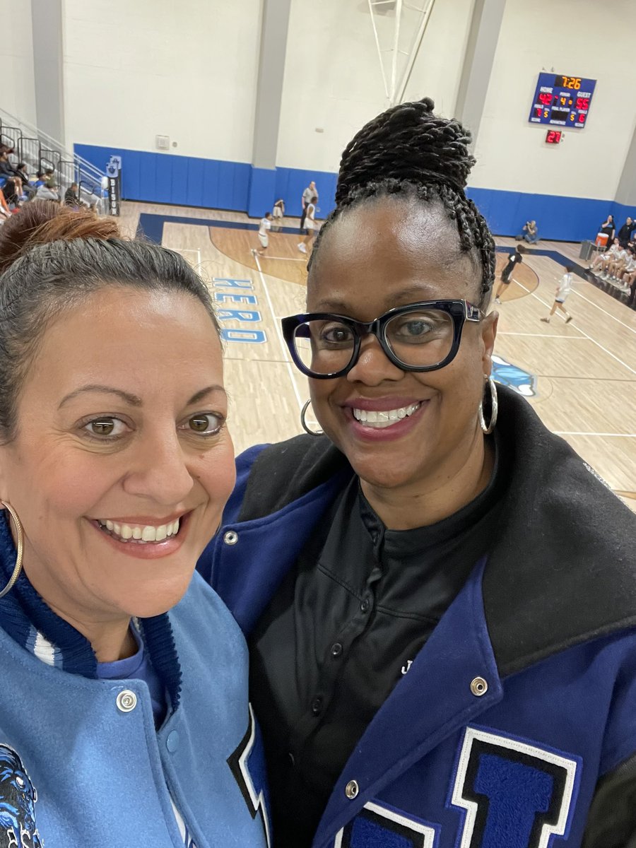 @PrincipaIIrving it was a pleasure meeting you this evening at tonight’s @CIFSS basketball game. Congrats on your win. #femaleprincipals #womenwholead