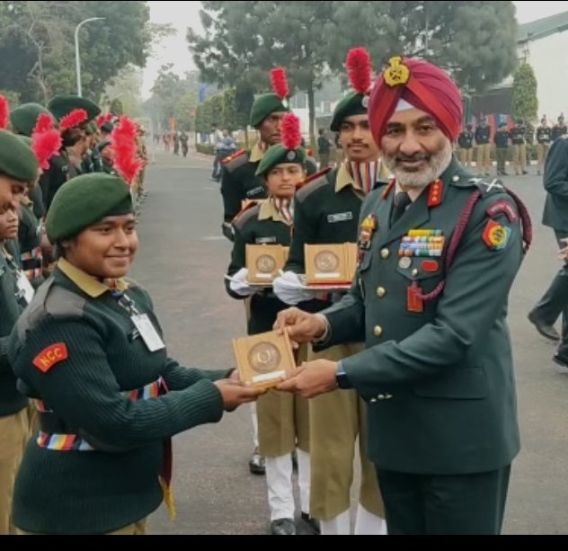 IPSAcademy IES tweet media