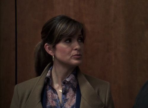 oliviaxstabler's tweet photo. Thinking about Olivia Benson in her bangs era 😍😍 https://t.co/jI5TJ1USMl