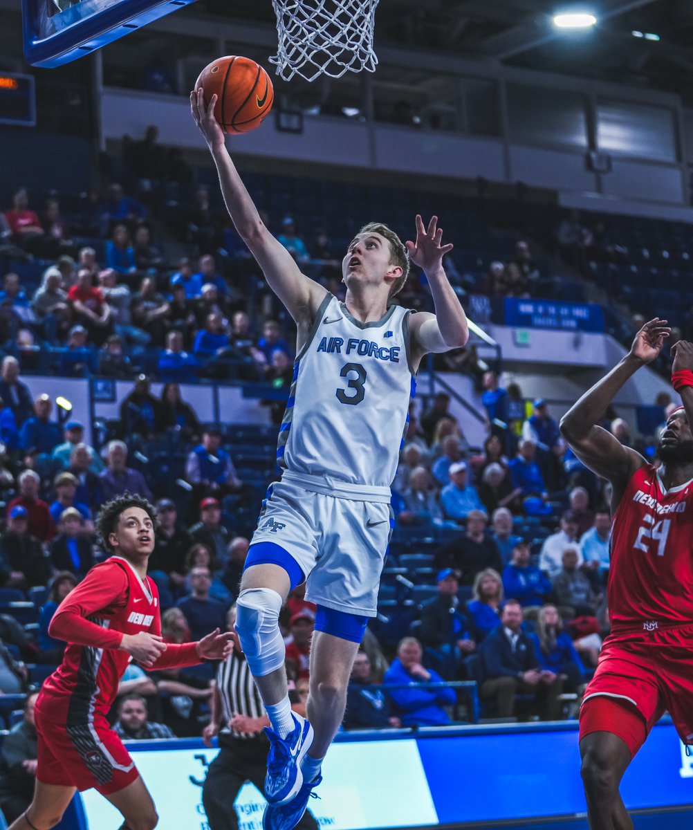 What a game for <a href="/jake_heidbreder/">Jake</a> ‼️

⚡️ 26 points
⚡️ 5 rebounds
⚡️ 3-3 from behind the arc