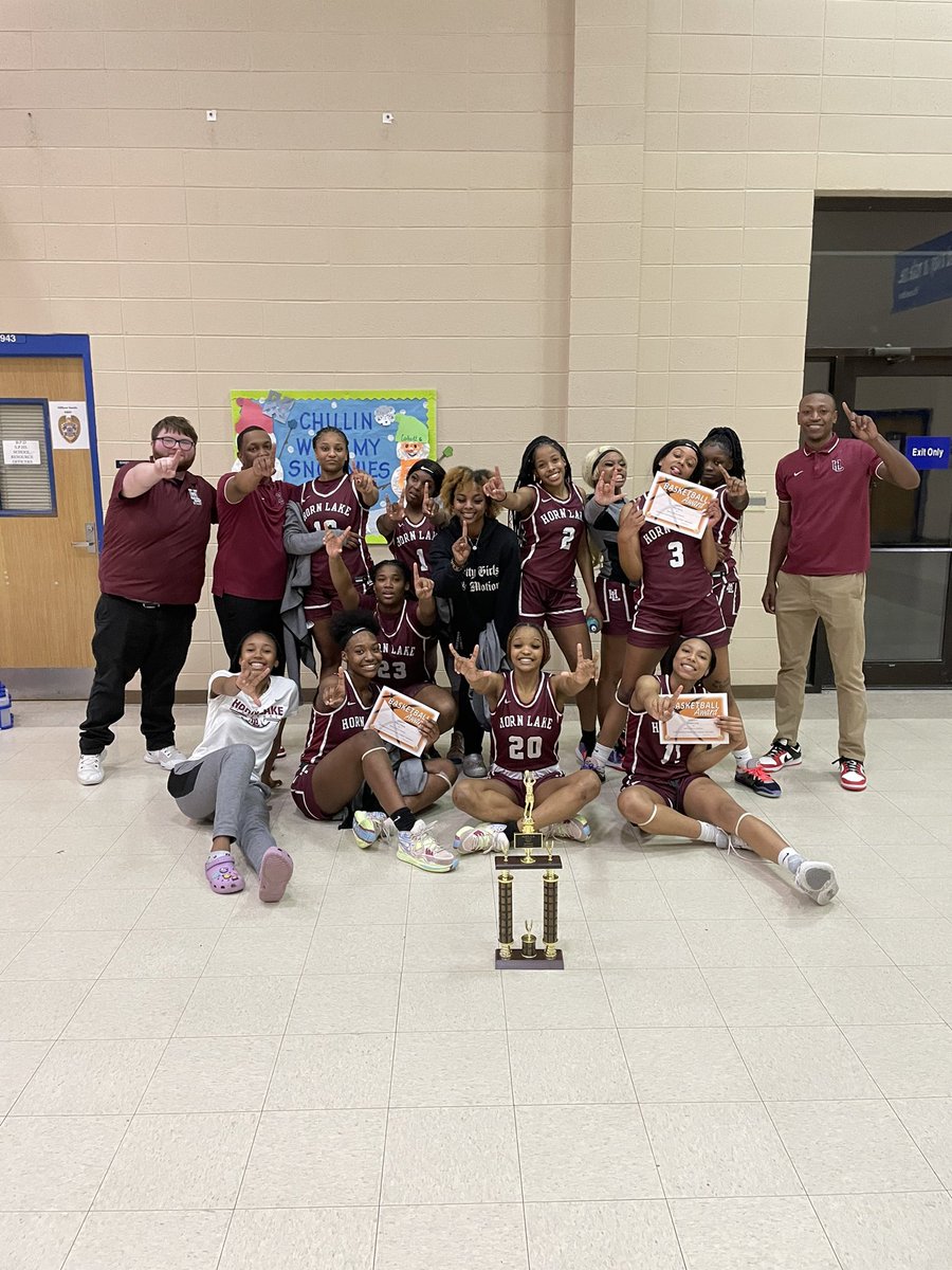 Toungett_Eagle1's tweet image. Congratulations to our Lady Eagles for winning the district championship tonight. 
#FamiHLy
#TeamDCS