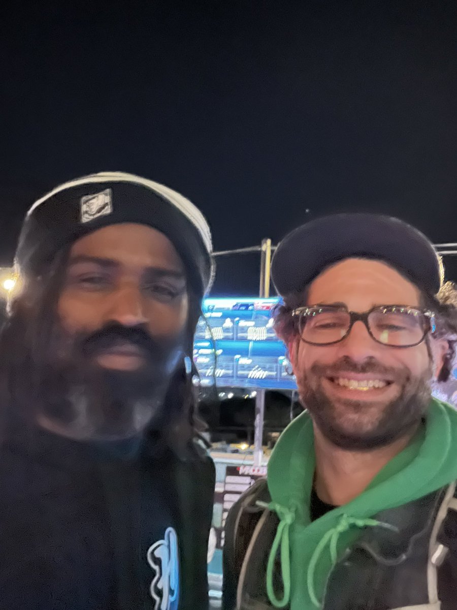 KushMonster_ETH's tweet photo. Just got home from a little rooftop sesh with @young_hypp @realbarks and @badwabbitznft.
And I bumped into a legend of Football and Cannabis @Rickthelaureate
#HippyLife #THCPodcast #TheHippyChronicles https://t.co/mRThcyF4Ah