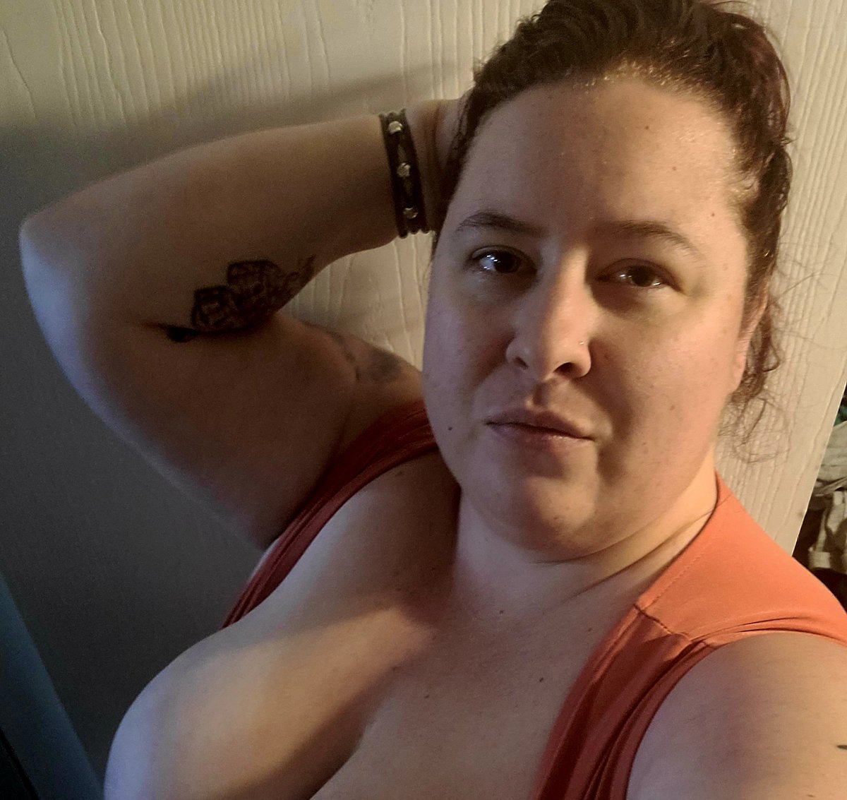 MistressK94's tweet photo. Happy Friday. Enjoy the full picture with a free subscription on my OF 
https://t.co/C1F9I55yjT 

#NSFW #onlyfansFree #subfree #bdsm #mistress https://t.co/PsvlmzWtSe