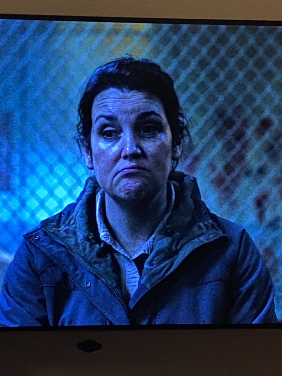 phoenixfirecat's tweet photo. @melanielynskey is the perfect reaction pic. Love her to no end. From #everafter to #sweethomealabama and beyond, she is my girl 💕💕 https://t.co/s1WRAHHEYi