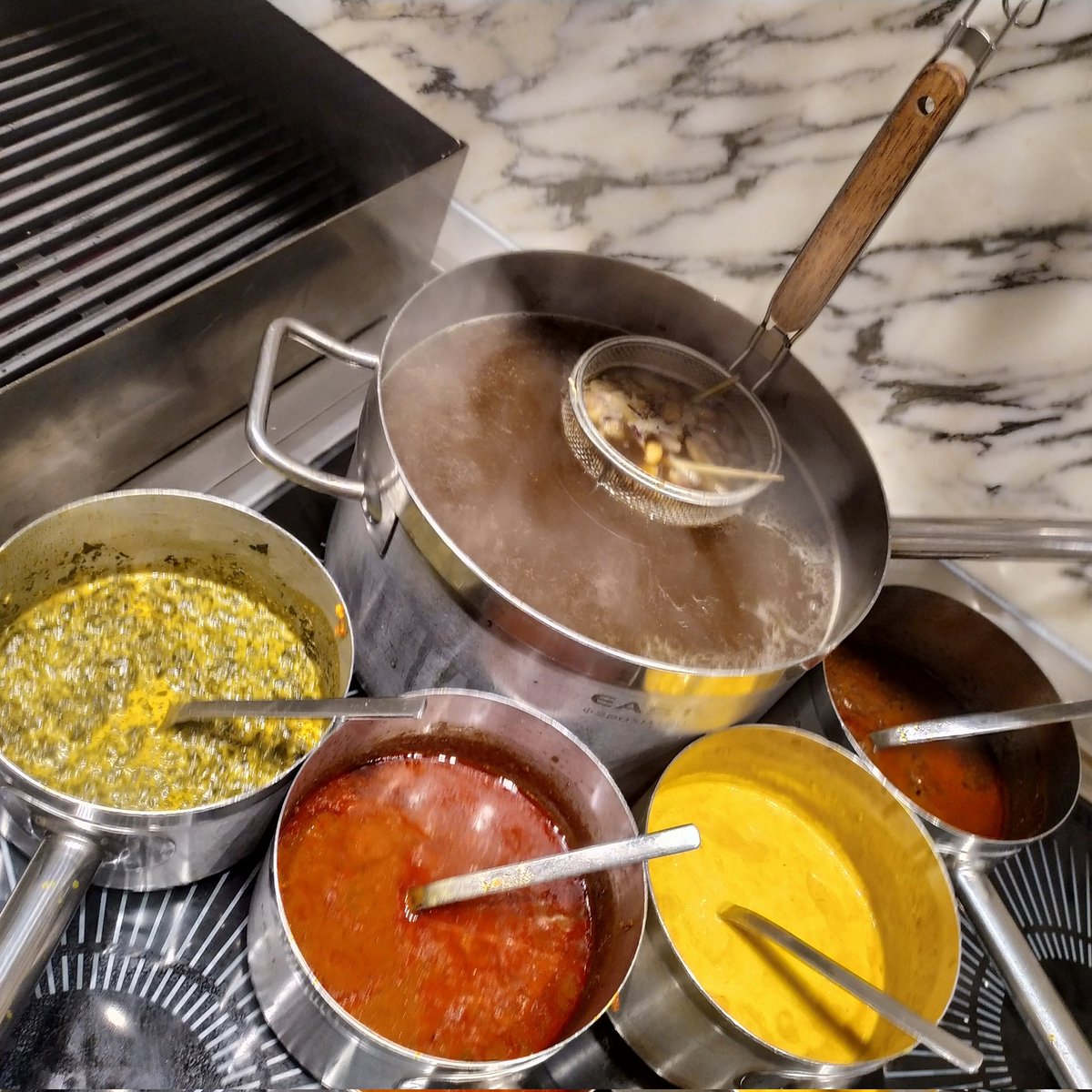 Dprak21's tweet photo. Back to business 👨‍🍳🔪 https://t.co/BmKP5KUWNp