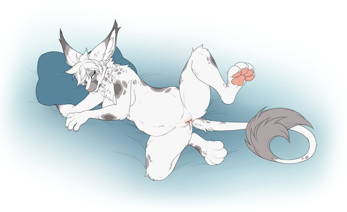 CorpslyS's tweet photo. It's that time of the year, and it looks like Spots got her fill. Patreon reward by @NoLeoBadDog Thank you so much! https://t.co/4UFqZa6ytW
