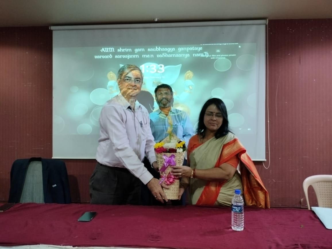 State level Aadhaar workshop at Mumbai, Maharashtra 
ADG UIDAI, RO Mumbai, State Incharge UIDAI, Maharashtra, technical experts from RO Mumbai attended the state level workshop
<a href="/CSCegov_/">CSCeGov</a> <a href="/CSCMaharashtra/">CSC Maharashtra</a>