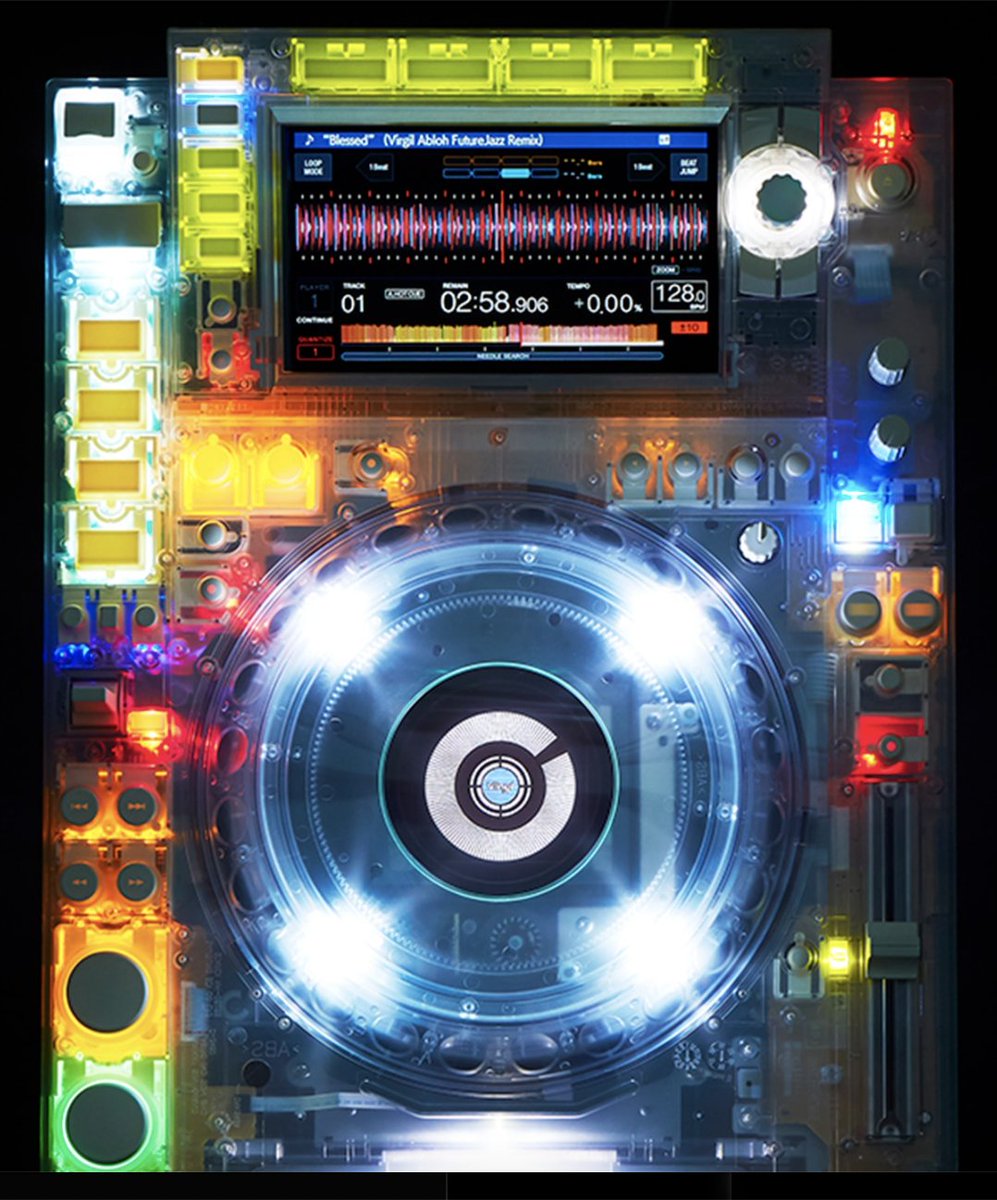eli1ah's tweet photo. An iteration of this should be the CDJ4000 https://t.co/JO8h9WgeEe