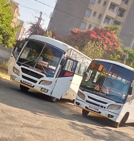Ttosho10's tweet photo. #TwendeRctigroup is on the way to Naivasha Hells gate this Saturday.Watu wangu wa Naivasha RCTI students twasija.
@TheRCTI_RCMRD
#Havefunguys. https://t.co/3wSckdUZF8