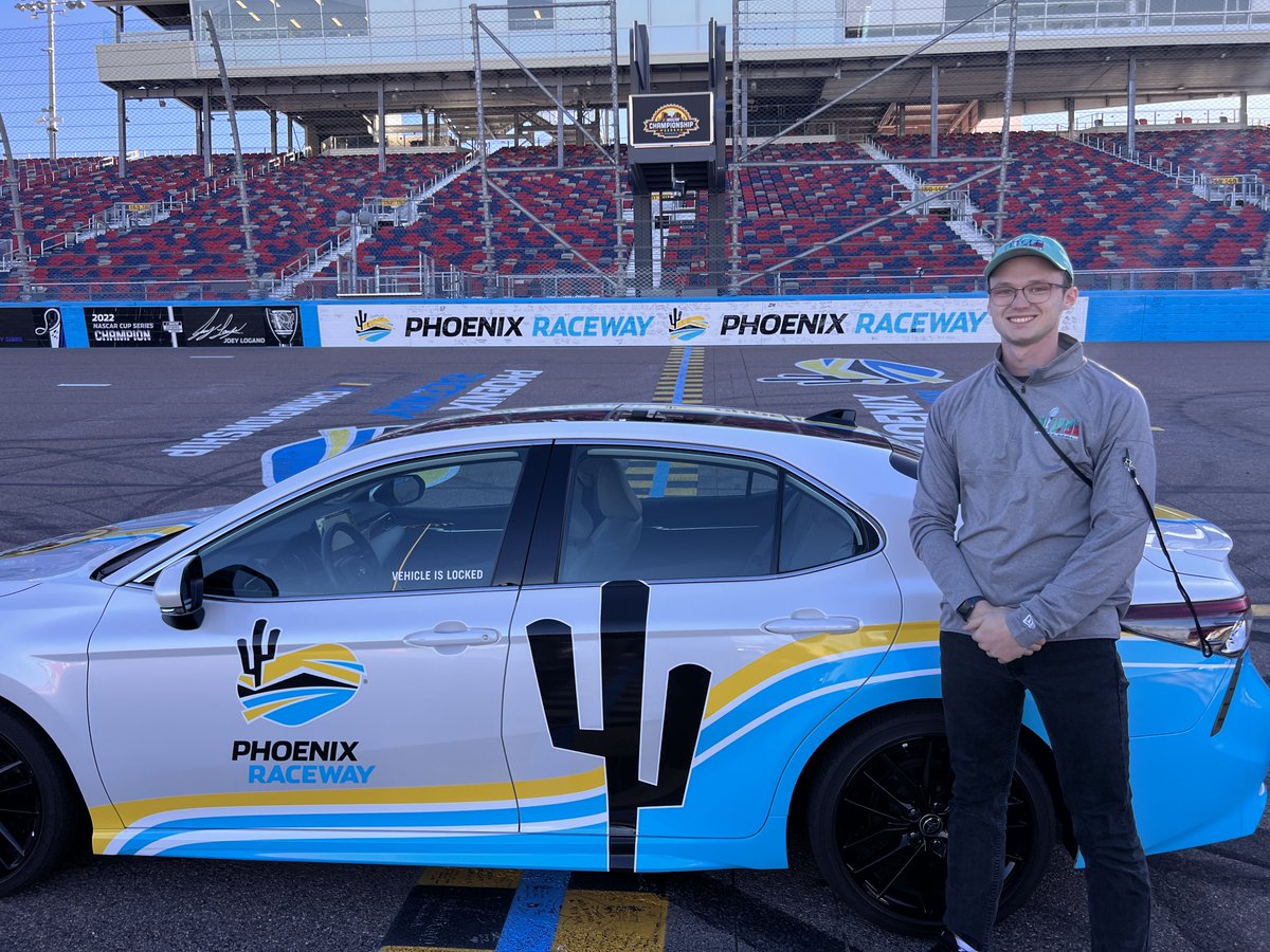 patrick maneval tweet media