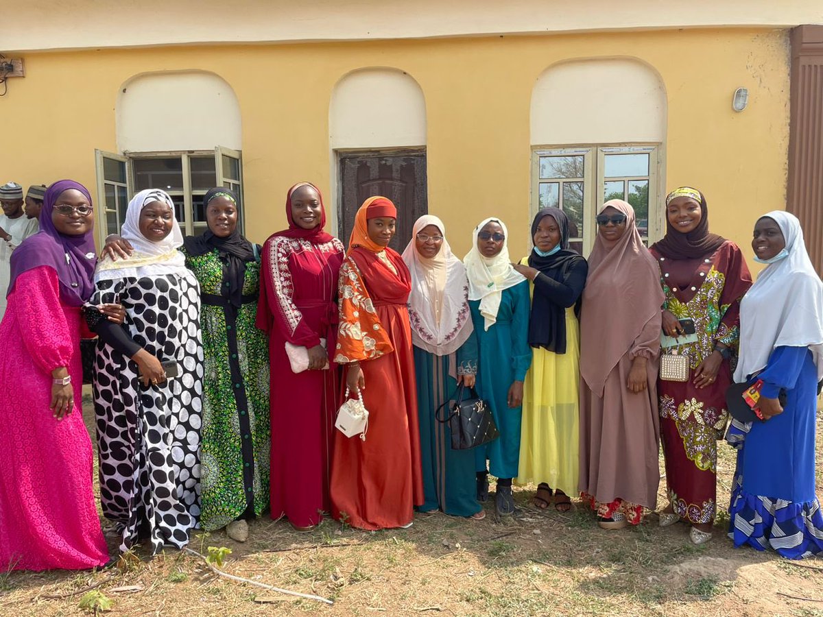 DigniReges21's tweet photo. DAY 6: JUMU’AH SERVICE🕌🕌
#FinalYearWeek #DR21 https://t.co/eoo59wRaRa