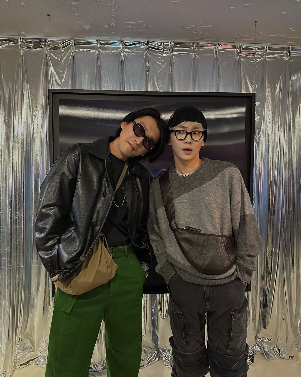 91WSSTT's tweet photo. 230211 bumkeyk IG

my new babies!!! 👶 
especially thanks to @ madeindhl 
#토끼전 #신사하우스 #killer
 
🔗 https://t.co/tNgmiMo3ZT https://t.co/D429WZ4FKs