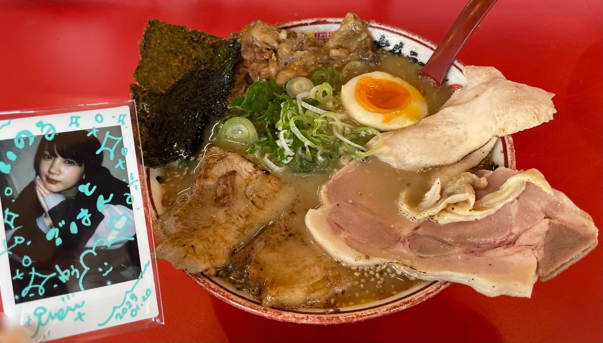 yu______1216's tweet photo. 🍜🤤✨🥱
 #いのるとごはん https://t.co/5RM0lqfCeu