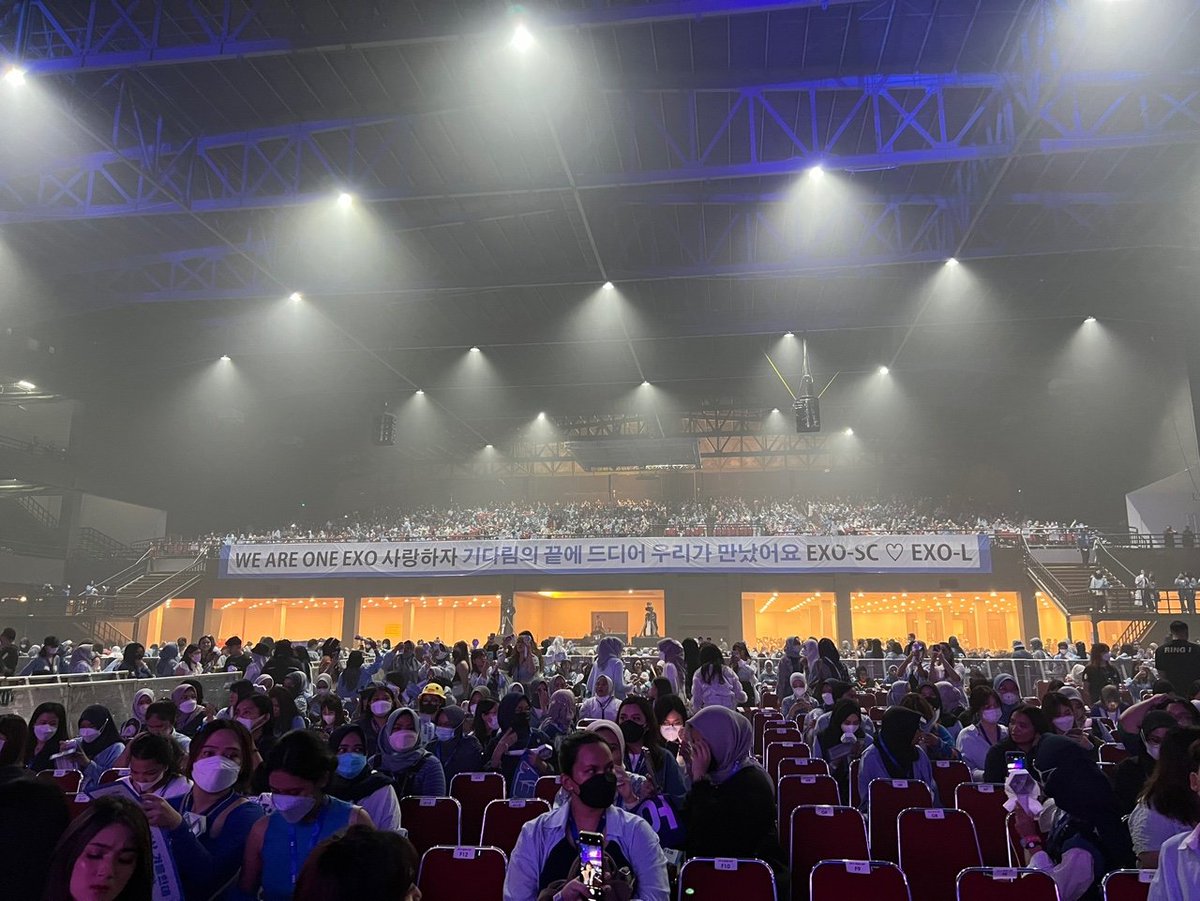 xunqi_indonesia's tweet photo. THANK YOU, EXO-Ls! 💙💛

Thank you to all fans around the world who participated in making these fan projects successful. 

See you on the next project!
#EXOSC_BackToBack https://t.co/SbFb49eoJ6