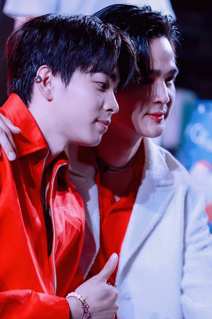 NattoWalnut's tweet photo. 长长的思念，就像风筝断了线，飘啊飘啊...飘到你的身边。
Cr.theowner
#ยุ่นต้นxสบู่ทับทิมno1
#แก้มกลมของต้น https://t.co/SRiroe79ZC