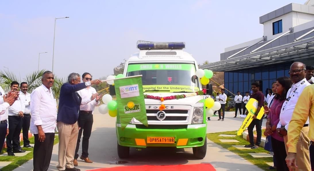 smilefoundation's tweet image. Smile Foundation is pleased to partner with Sahajanand Medical Technologies to launch two #SmileOnWheels mobile hospital units in Hyderabad &amp;amp; Surat.
These mobile health services aim to collectively benefit over 65,000 children and their families by March 2025.
#HealthCannotWait