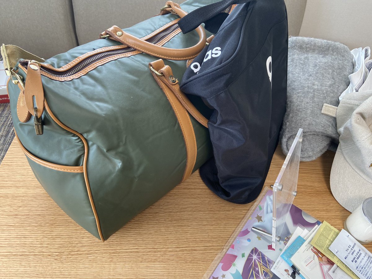 kurashi_levelup's tweet photo. ▼エコリング持ち込み報告▼

家中の断捨離した物の中で
メルカリでは送料負けしそうな物や
需要がなくて中々売れなかった物を
エコリングに持ち込みました

いつもはブックオフをよく利用するのですが、エコリングは買取不可がほぼ無いと噂だったので色々持ち込んでみました

結果は、、、↓

#断捨離 https://t.co/GlxnrjyuBz