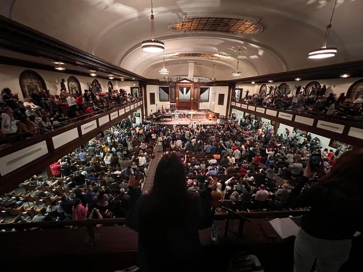 richardblackaby's tweet photo. In revival, God takes center stage and draws his people to himself in brokenness and repentance. https://t.co/j2WCgTdBfO