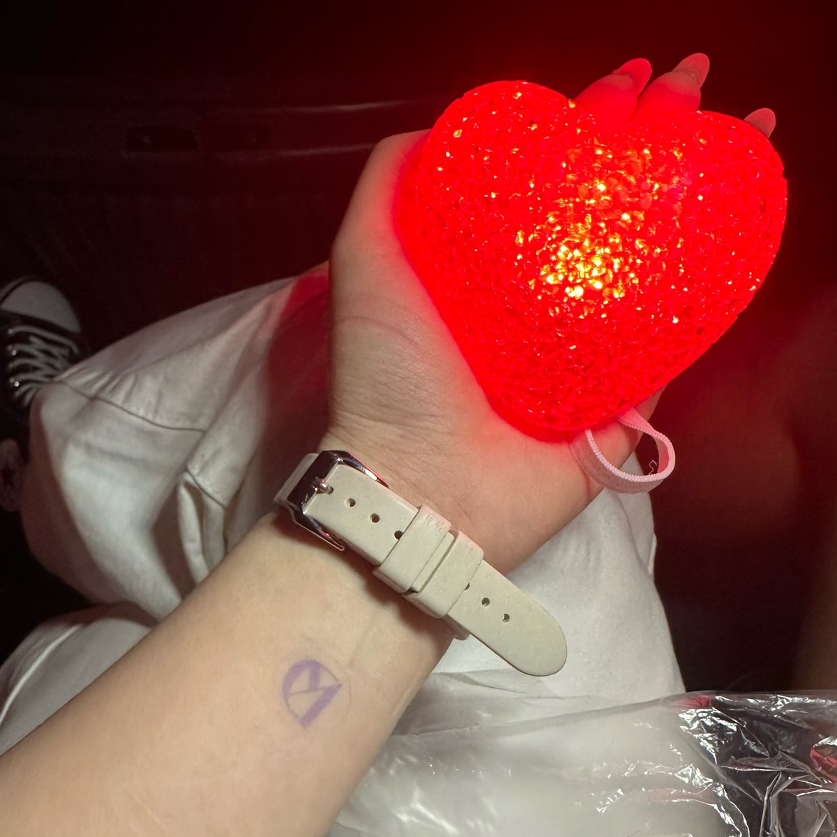 fairydaniik's tweet photo. 오랜만이다 니엘아 ㅋㅋ

#KANGDANIELinSG #FIRSTPARADEinSG https://t.co/McTqkSf0kl