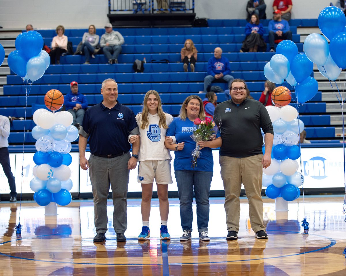 Thank you seniors @Abbiebell19_ and @jocelynfranz1 for what you have given to @ladybearsbbk Now the work goes in as we prepare for our “second season”. @Todd_spinner @BerlinBearsAD #ClawsUp #TourneyTime