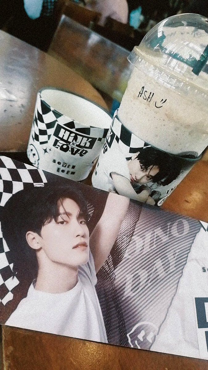 HAPPIEST BIRTHDAY TO MY LOVELY BOY! THANK YOU TO THOSE WHO ORGANIZED THE EVENT! I ENJOYED SM! ☺️❤️

#hijkloveDINO <a href="/hijkloveDINO/">HIJK L-O-V-E</a>