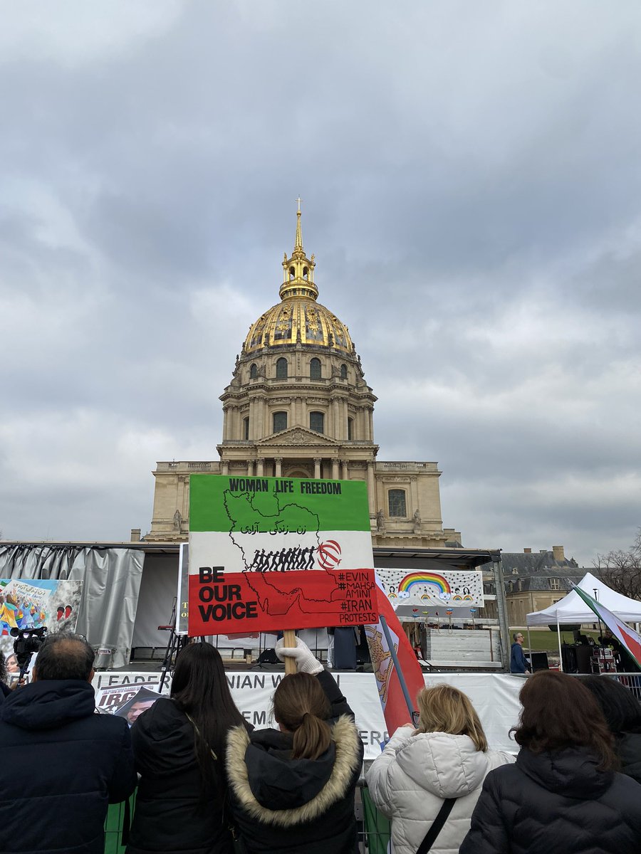 franckperraud's tweet photo. Avec tous les Iraniens pour la liberté #placevauban #FreeIran2023 #paris #WomanLifeFreedom https://t.co/a5MziogGoz