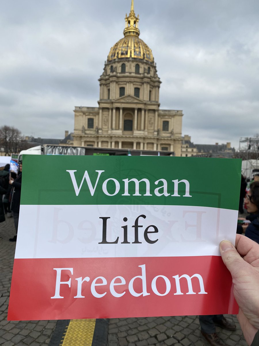 franckperraud's tweet photo. Avec tous les Iraniens pour la liberté #placevauban #FreeIran2023 #paris #WomanLifeFreedom https://t.co/a5MziogGoz