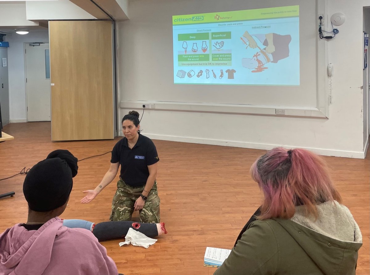 MPSBenshamManor's tweet photo. Amazing night at the @citizenAID community First Aid Project, more courses available at https://t.co/PD4QKmGIgI

The next course is on 18th February at New Addington Pathfinders

Look forward to seeing you https://t.co/awTSJvsvG4